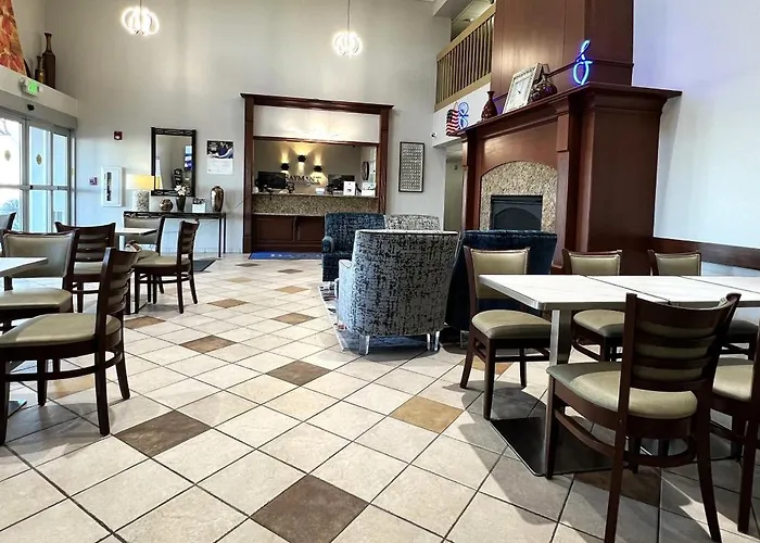 Hotel Baymont By Wyndham Litchfield